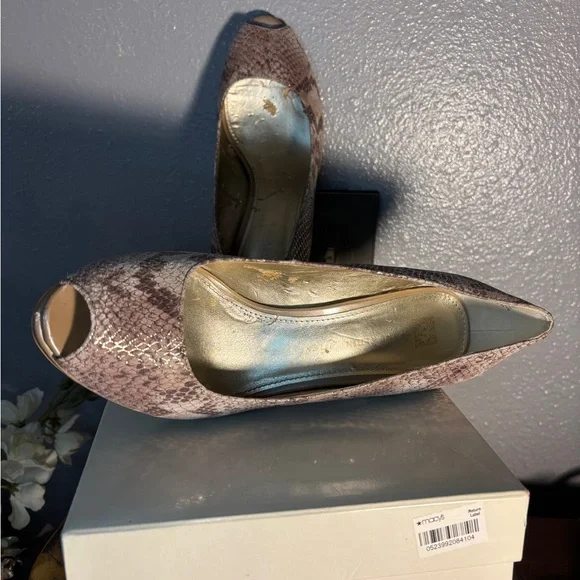 Anne Klein Snake Print Peep Toe Heels - Tan - Picture 7 of 8